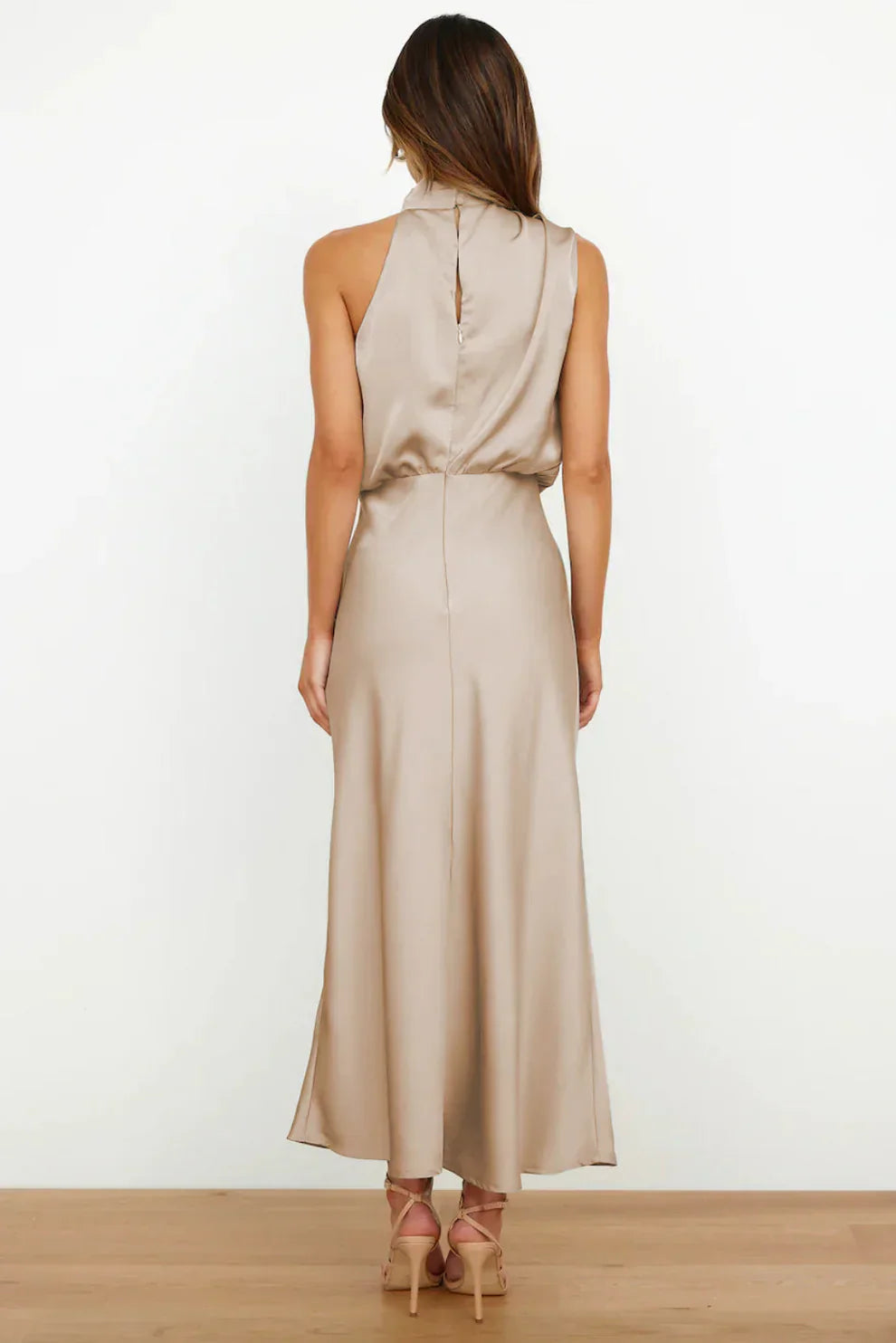 Marina | Vestido con escote americano
