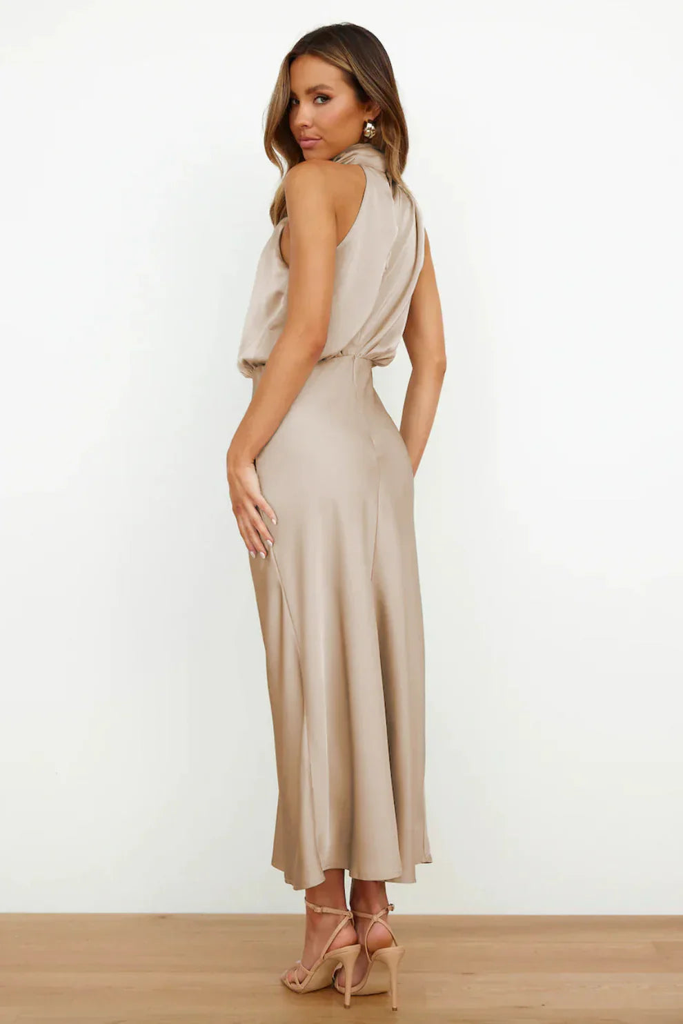 Marina | Vestido con escote americano